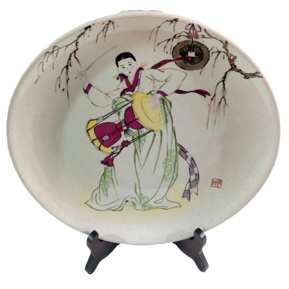 Vtg Chin Heung Korean Hand Painted Period Woman Drumming Wall Decor Plate 12" - Picture 1 of 14